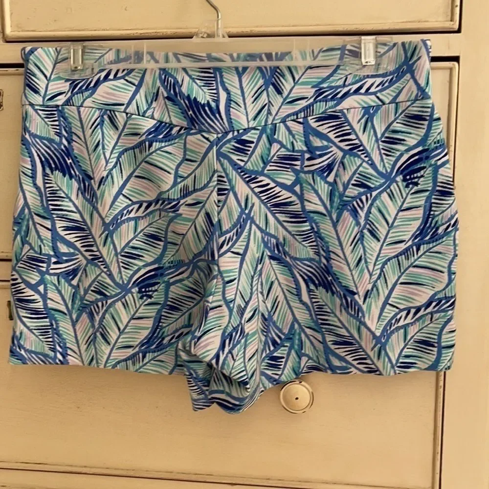 Lilly Pulitzer Makenna Ponte Shorts size 0